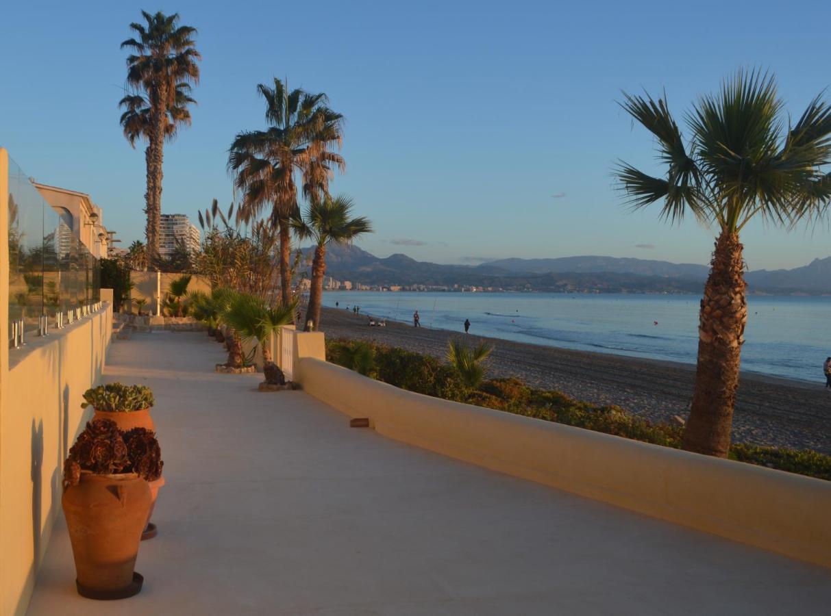 Excepcional Apartamento Amanecer Al Borde De Playa Y Mar, En Chalet Roquetes Alicante Kültér fotó