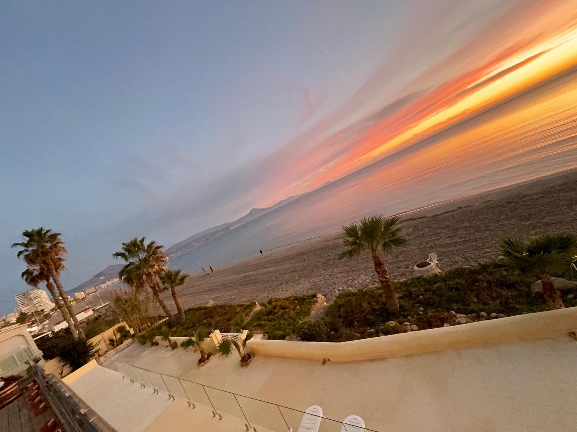 Excepcional Apartamento Amanecer Al Borde De Playa Y Mar, En Chalet Roquetes Alicante Kültér fotó